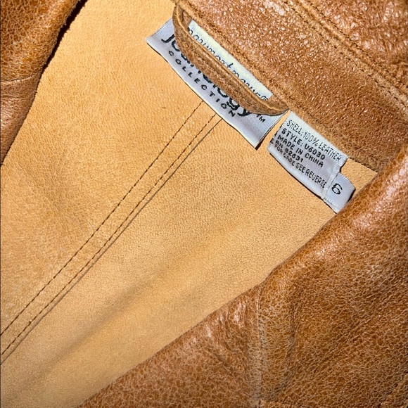 Beautiful leather jacket - Picture 2 of 2